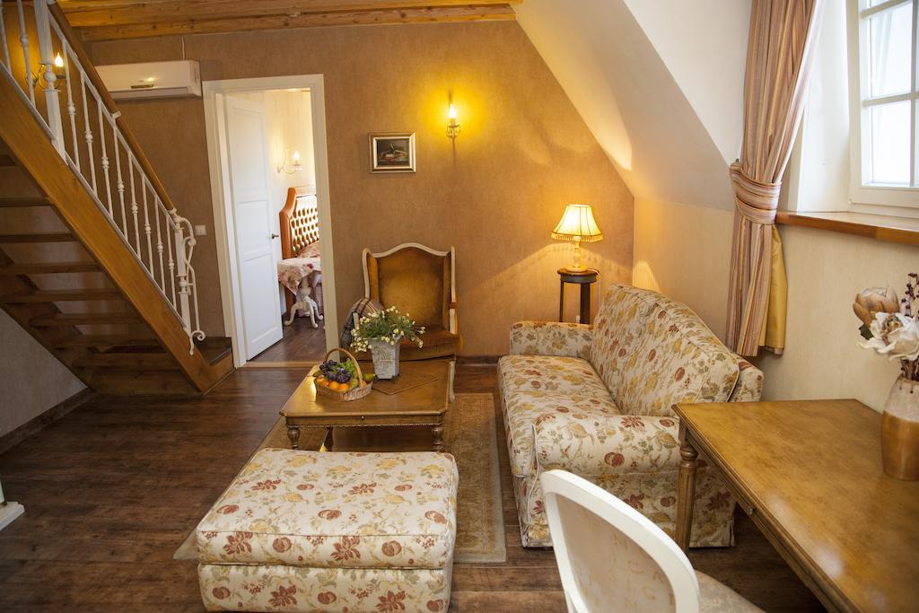 Vienkiemis Guest House Kretinga Ruang foto